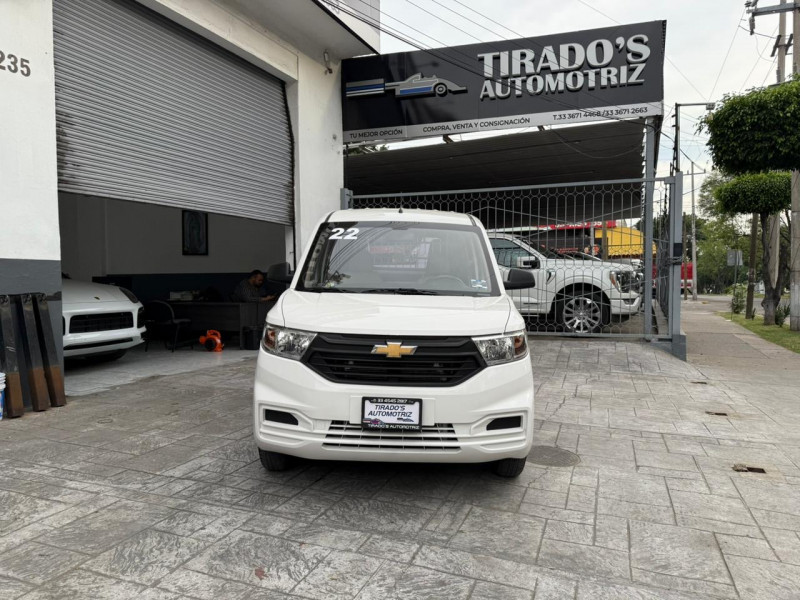 Chevrolet Tornado Van LS 2022