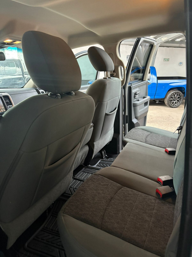 Dodge Ram 1500 Crew Cab Bighorn 2016