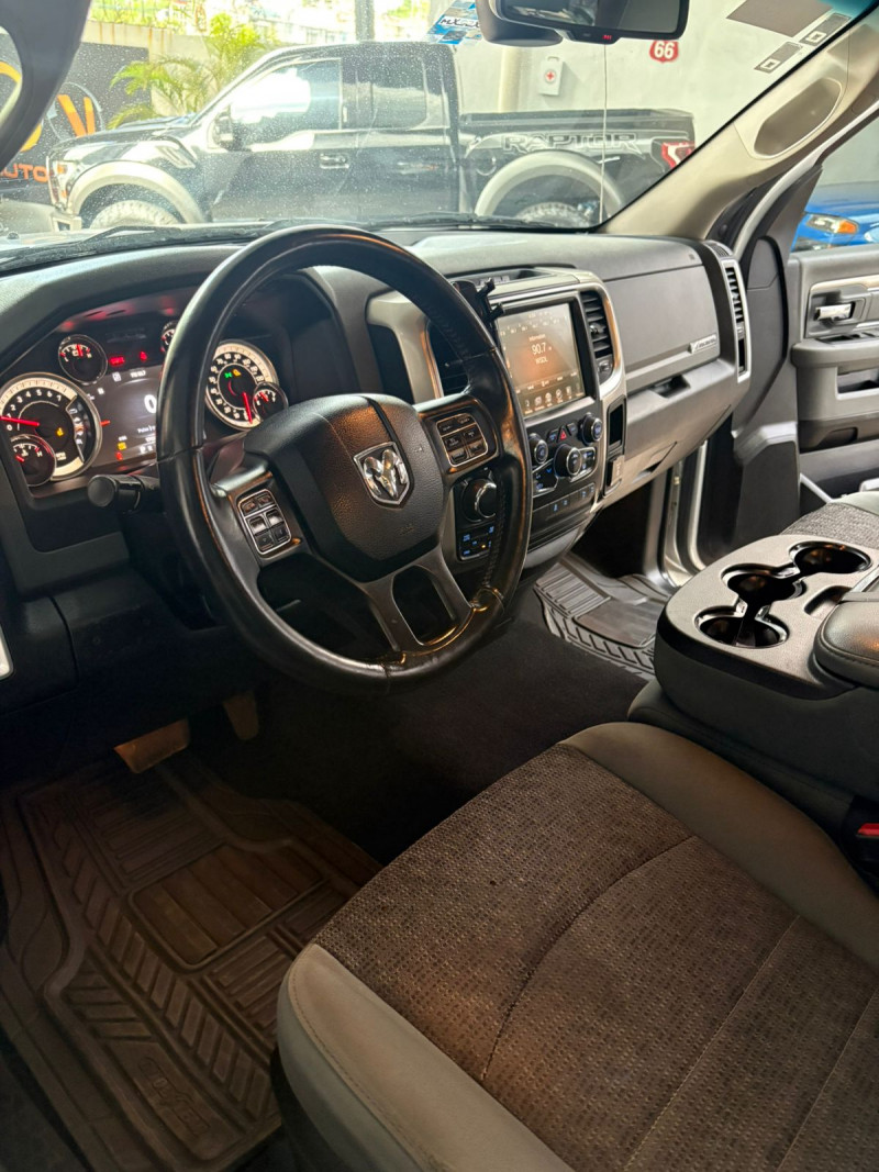 Dodge Ram 1500 Crew Cab Bighorn 2016