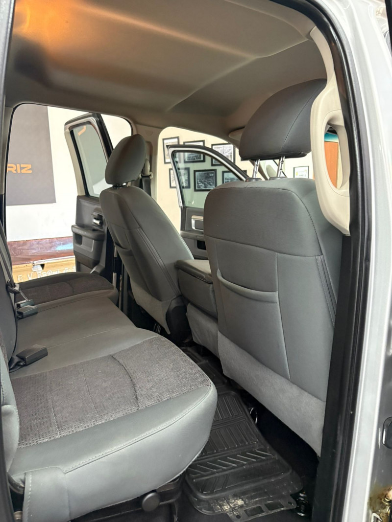 Dodge Ram 1500 Crew Cab Bighorn 2016