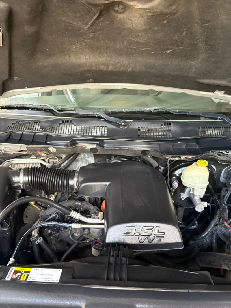 Dodge Ram 1500 Crew Cab Bighorn 2016