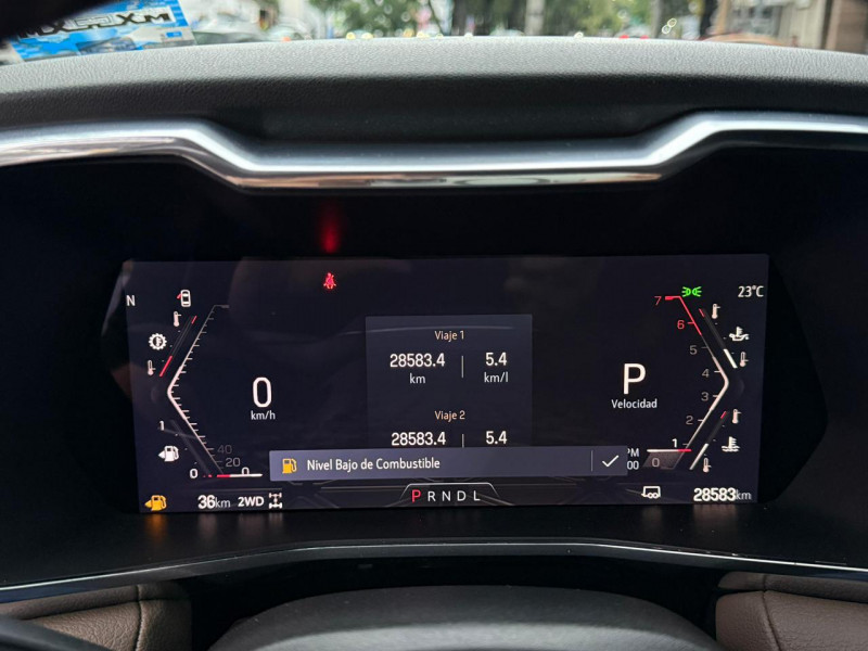 GMC Canyon Denali DENALI 2023
