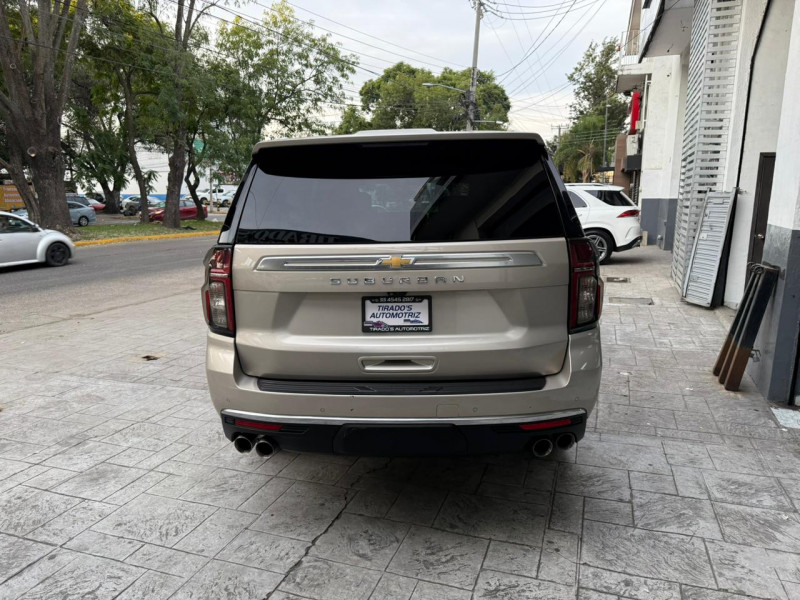 Chevrolet Suburban High Contry 2021