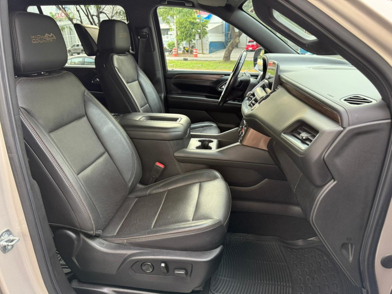 Chevrolet Suburban High Contry 2021