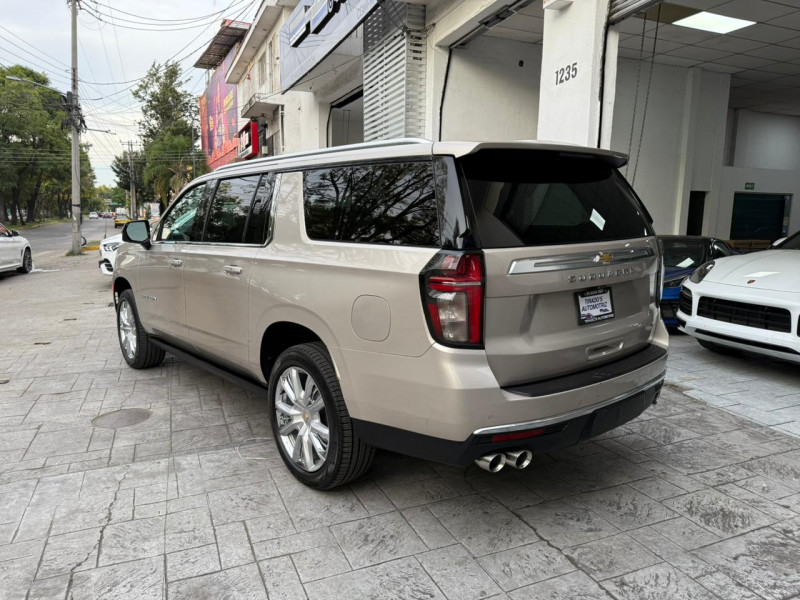 Chevrolet Suburban High Contry 2021