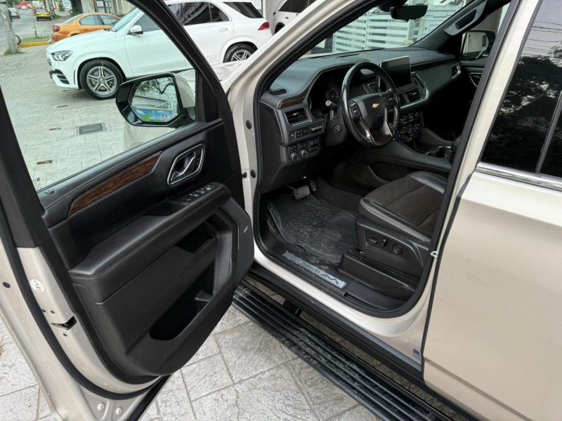 Chevrolet Suburban High Contry 2021