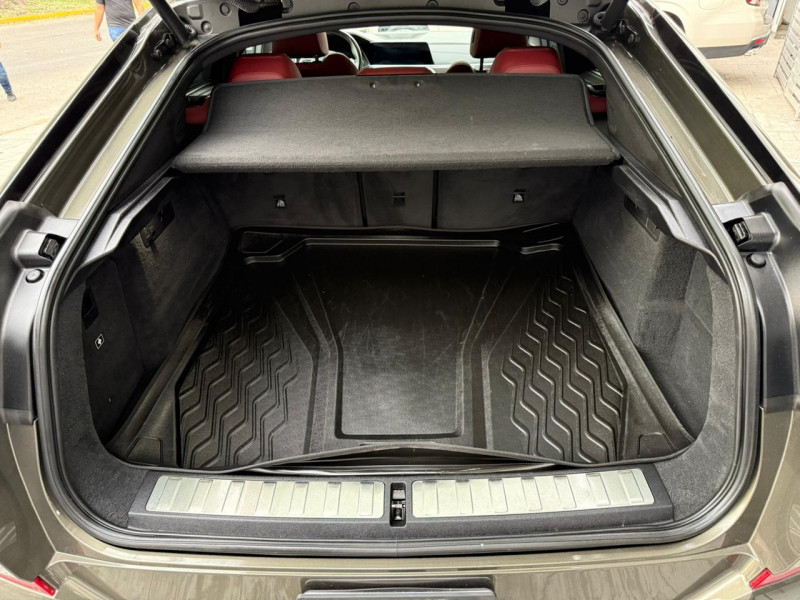 BMW X6 50i M 2023