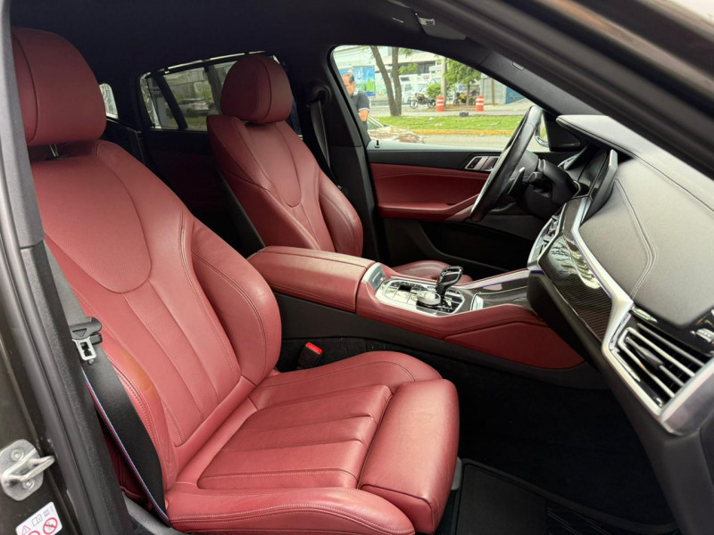 BMW X6 50i M 2023