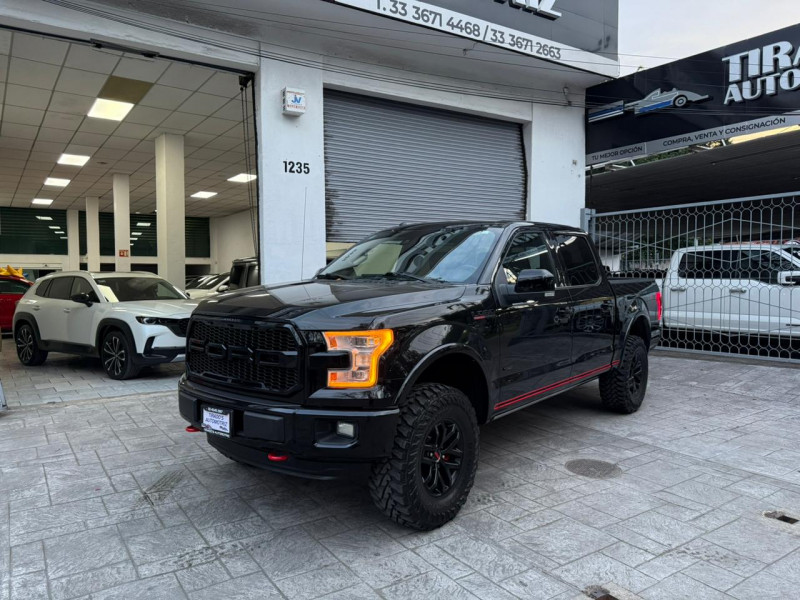 Ford Lobo Crew Cab Platinum Eoboost 2016
