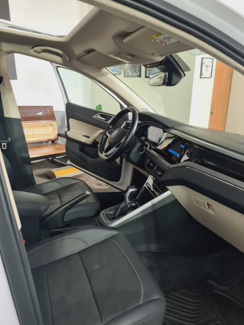 Volkswagen Virtus HIGHLINE 2024