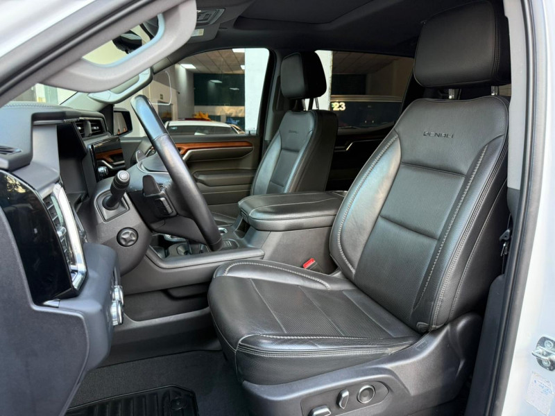 GMC Sierra DENALI 2023