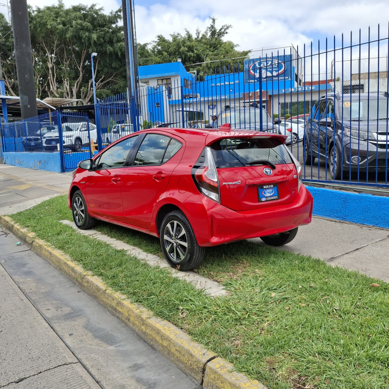 Toyota Prius HB Híbrido 2018