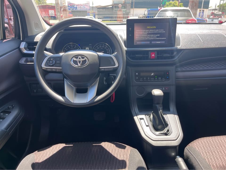 Toyota Avanza XLE 2022