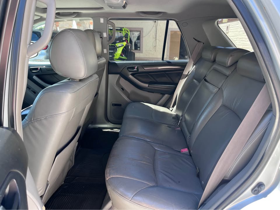 Toyota Sequoia 4RUNNER LIMITED 2005