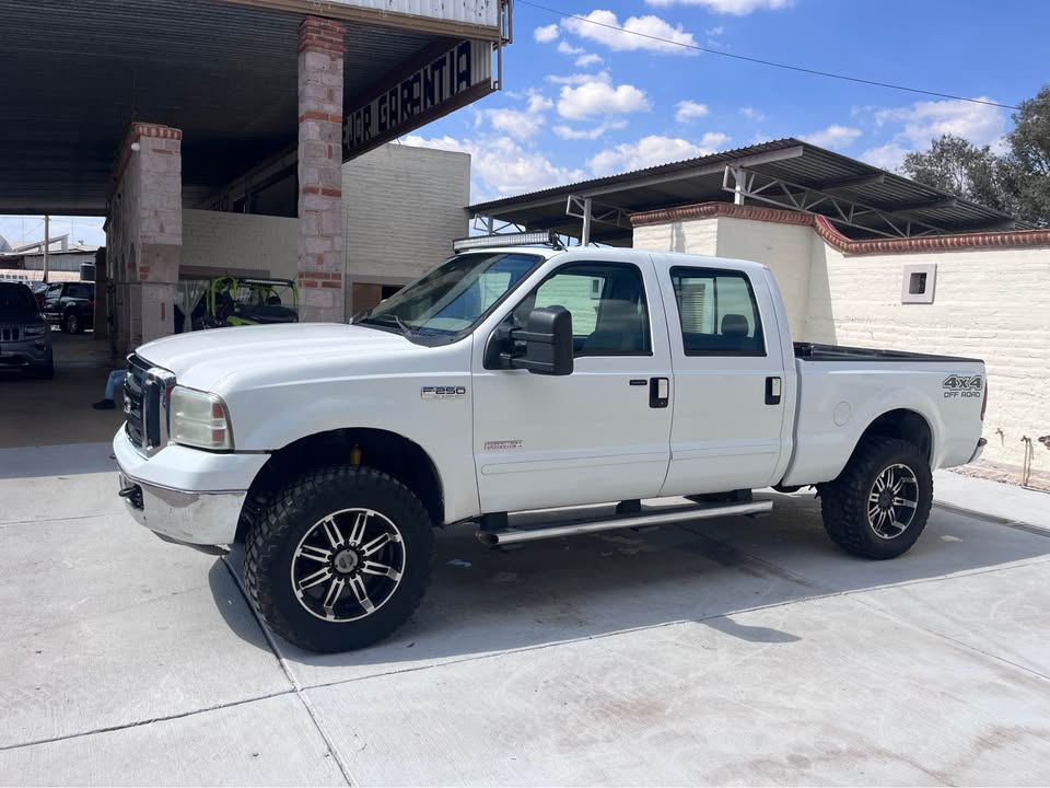 Ford Super Duty XLT CREW CAB 4X4 DIESEL 2007