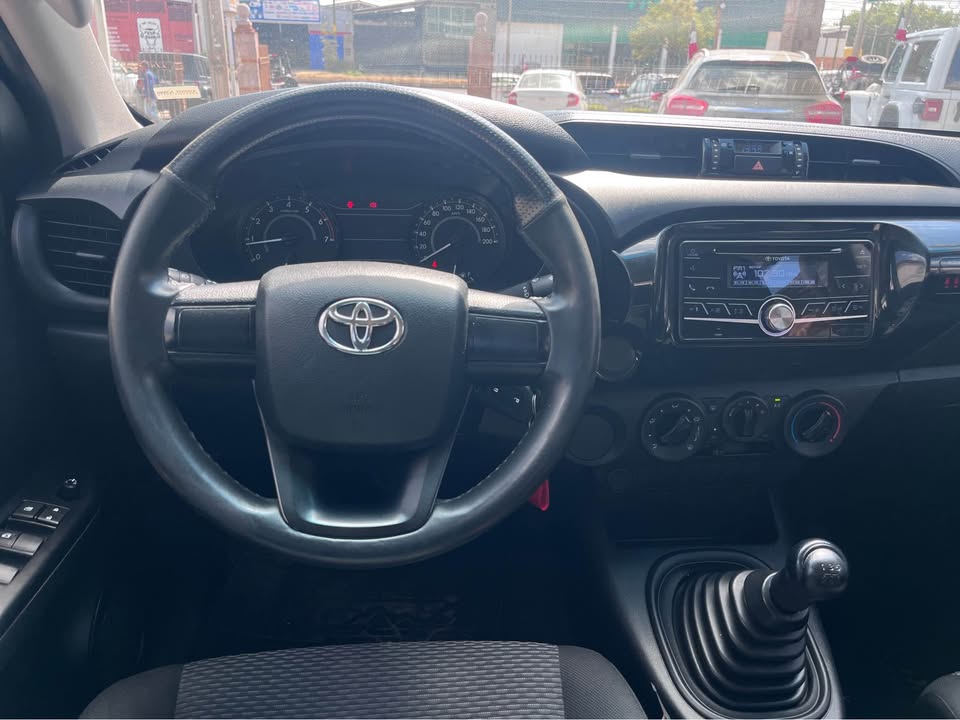 Toyota Hilux SR DOBLE CABINA 2019