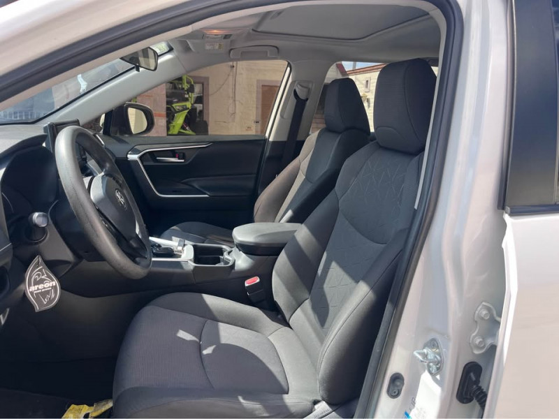 Toyota RAV4 XLE 2019