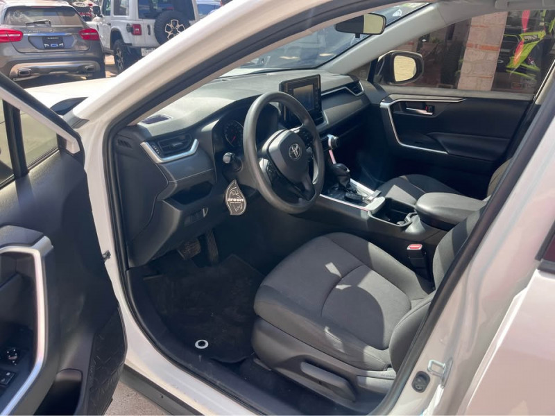 Toyota RAV4 XLE 2019