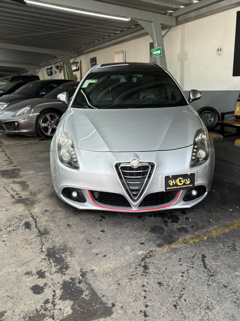 Alfa Romeo Giulietta Giulietta Quadrifoglio 2014