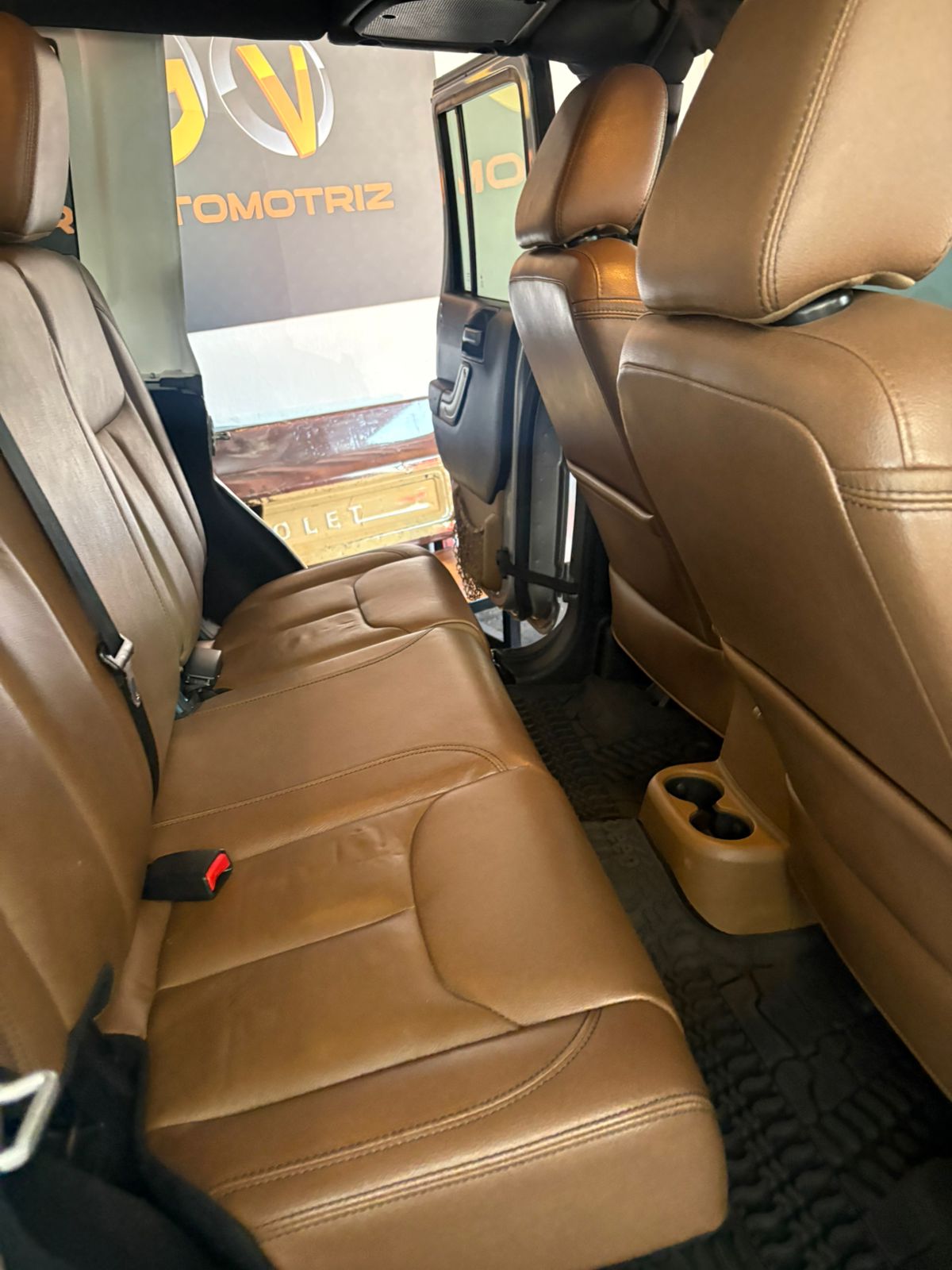 Jeep Wrangler Sahara 2016