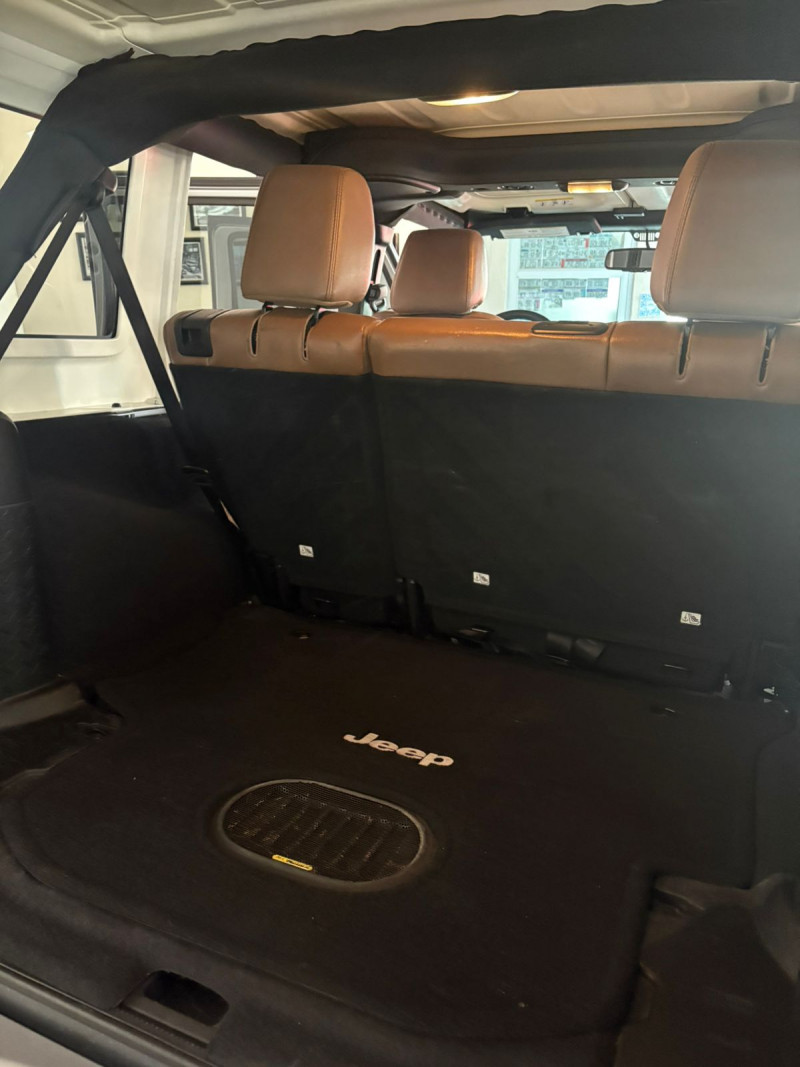 Jeep Wrangler Sahara 2016