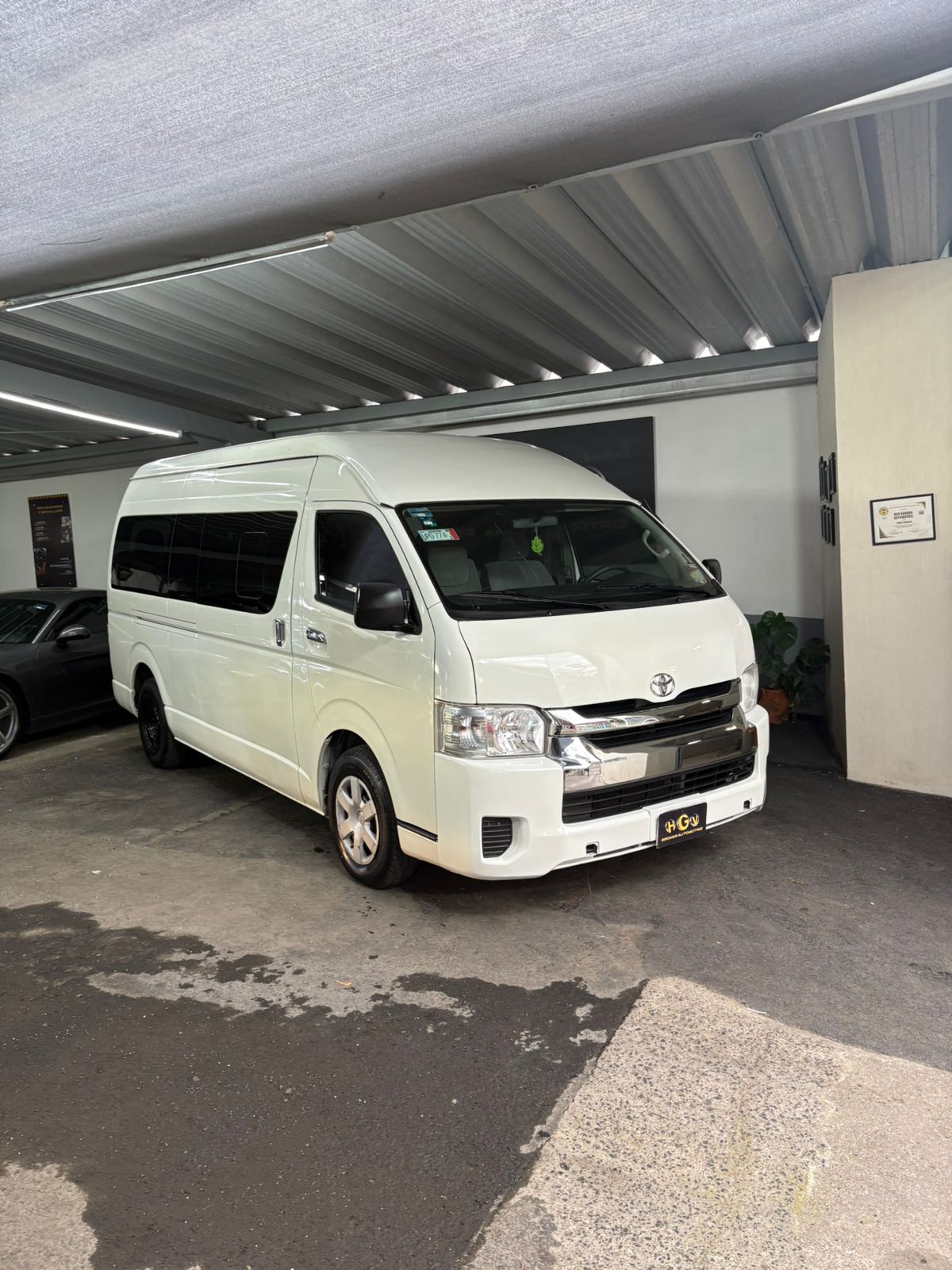 Toyota Hiace GL 2015
