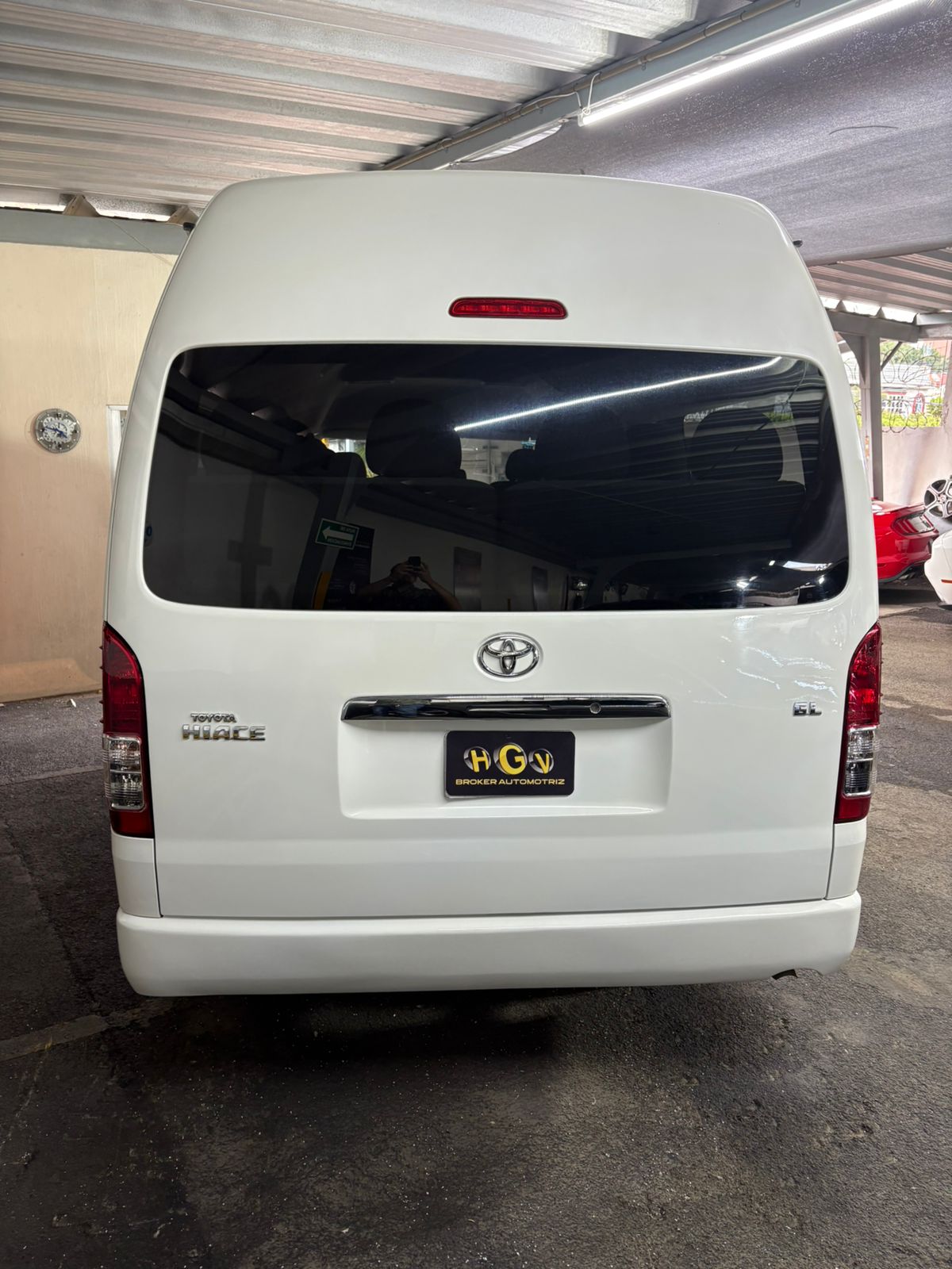 Toyota Hiace GL 2015