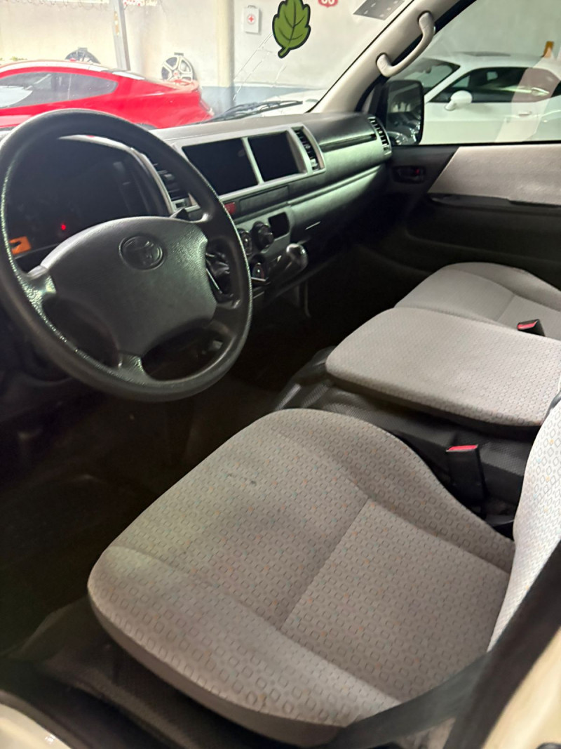 Toyota Hiace GL 2015