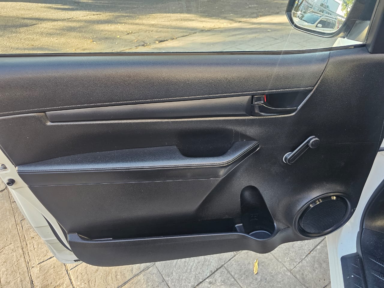 Toyota Hilux chasi cabina 2023