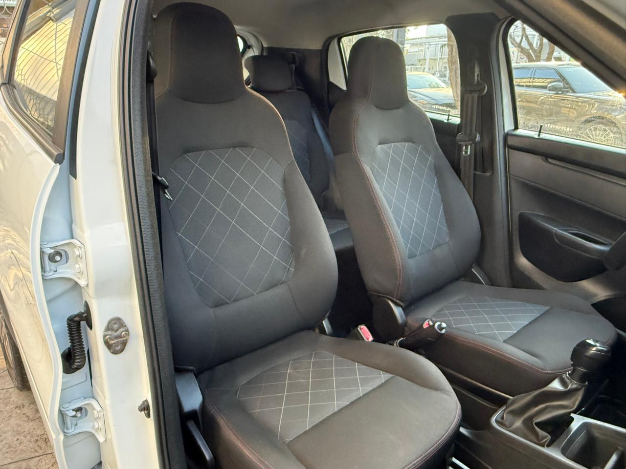 Renault Kwid intes 2025