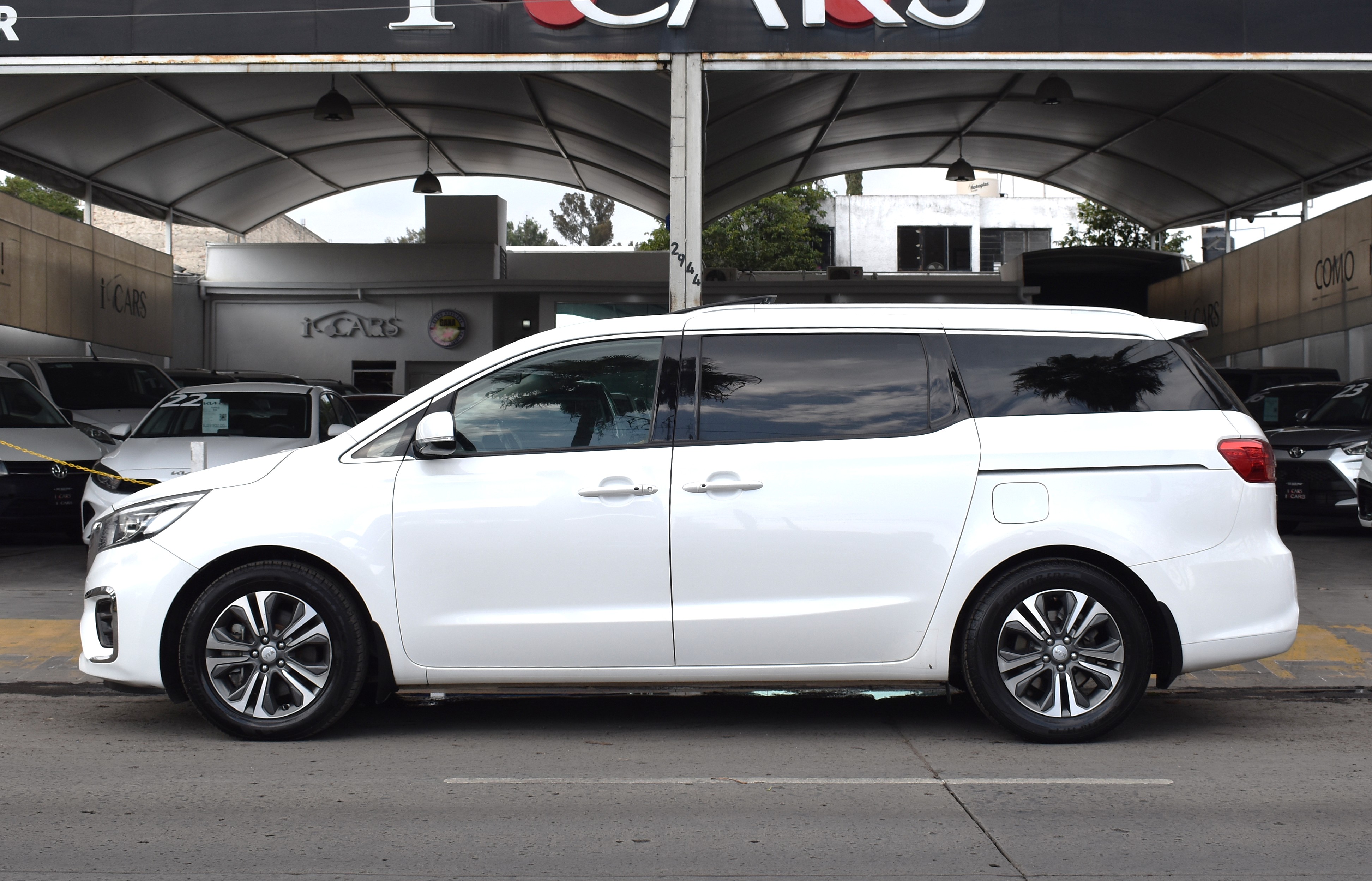 Kia Sedona SXL 2020