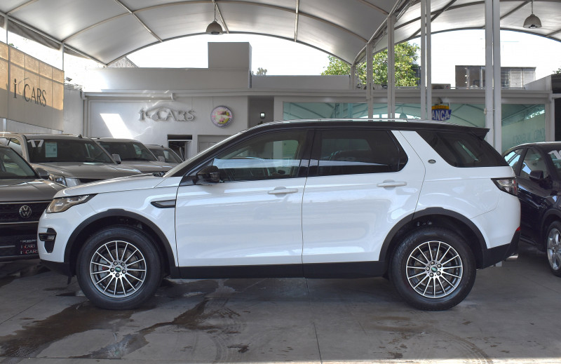 Land Rover Discovery SE 2015