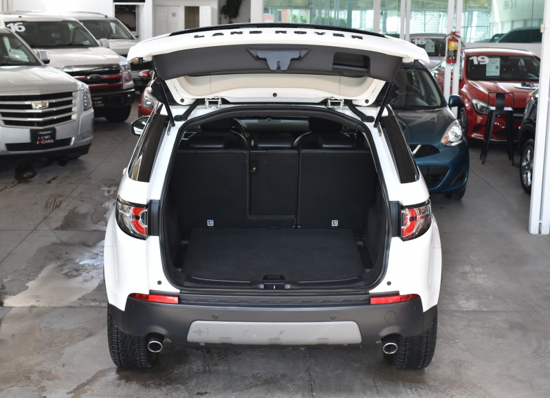 Land Rover Discovery SE 2015