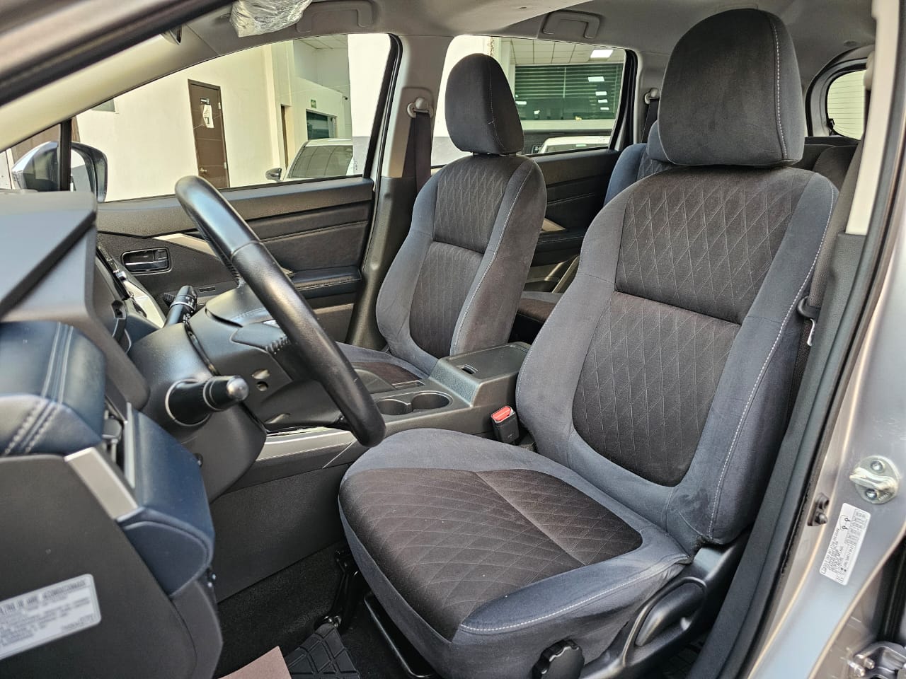 Mitsubishi Xpander CROSS 2024