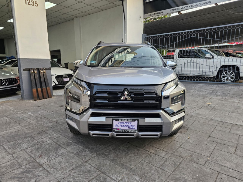 Mitsubishi Xpander CROSS 2024