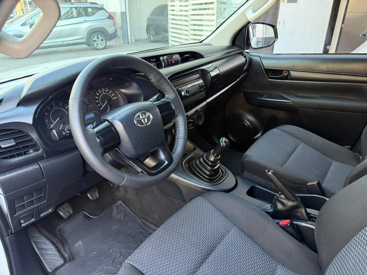 Toyota Hilux DOBLE BASE 2018