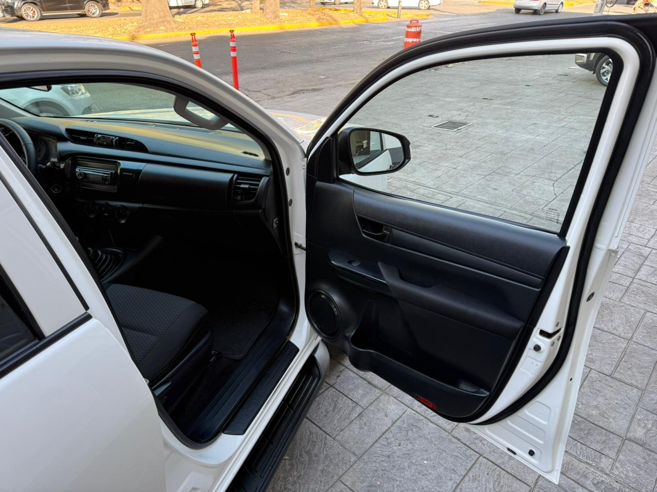 Toyota Hilux DOBLE BASE 2018