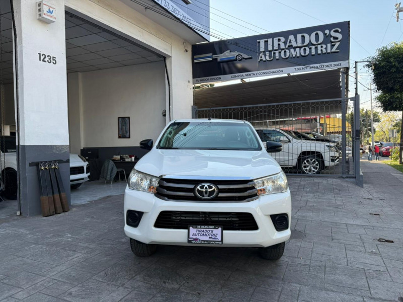 Toyota Hilux DOBLE BASE 2018