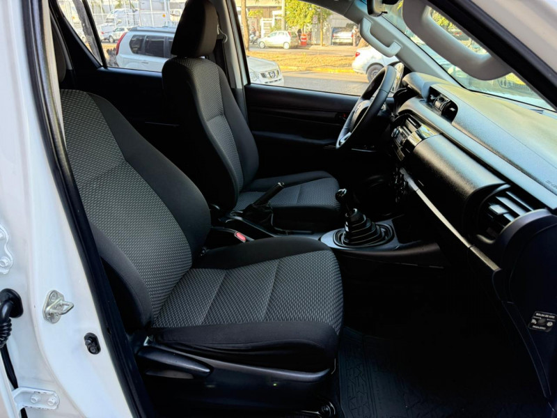 Toyota Hilux DOBLE BASE 2018