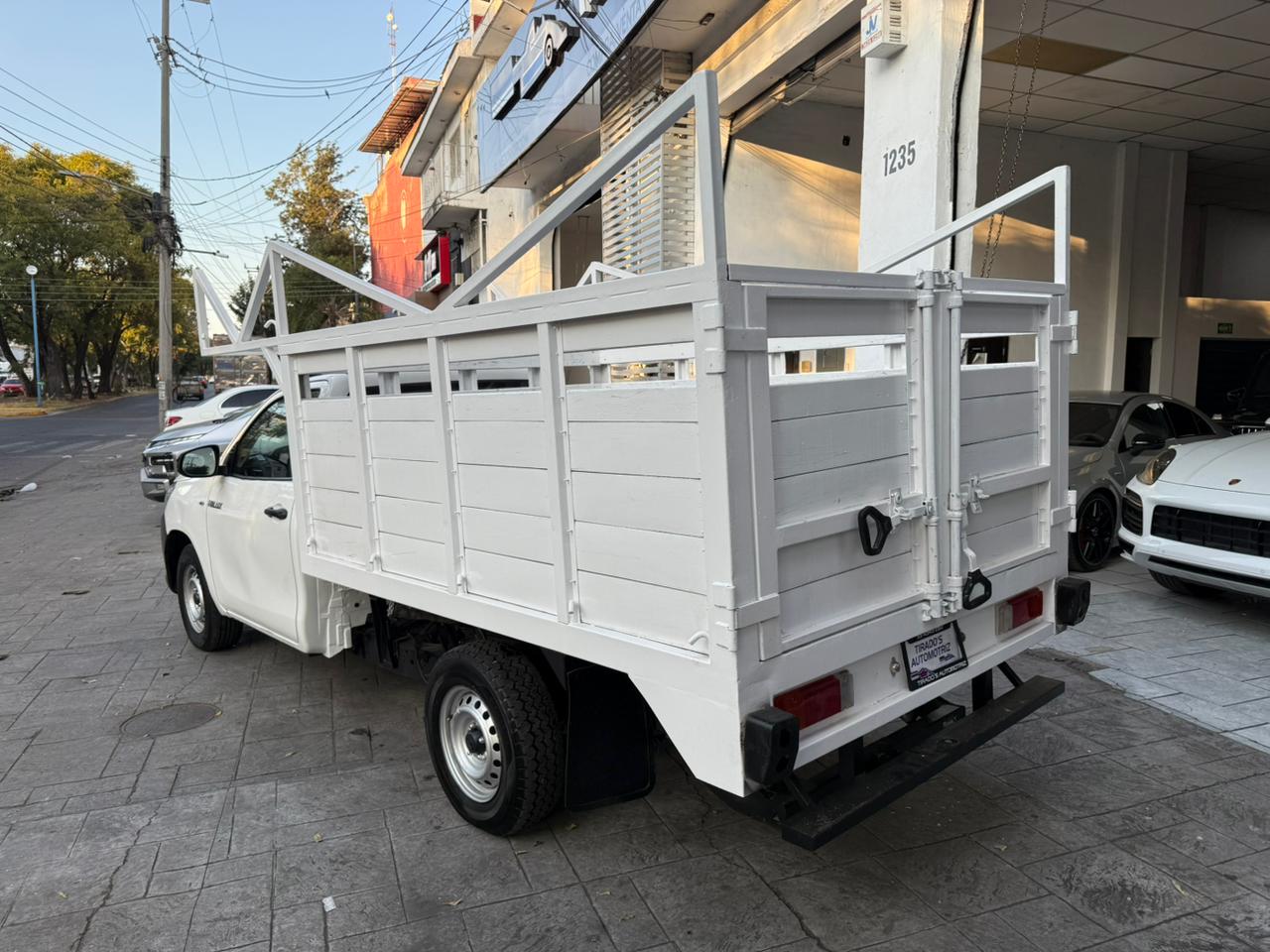 Toyota Hilux ESTACAS 2022