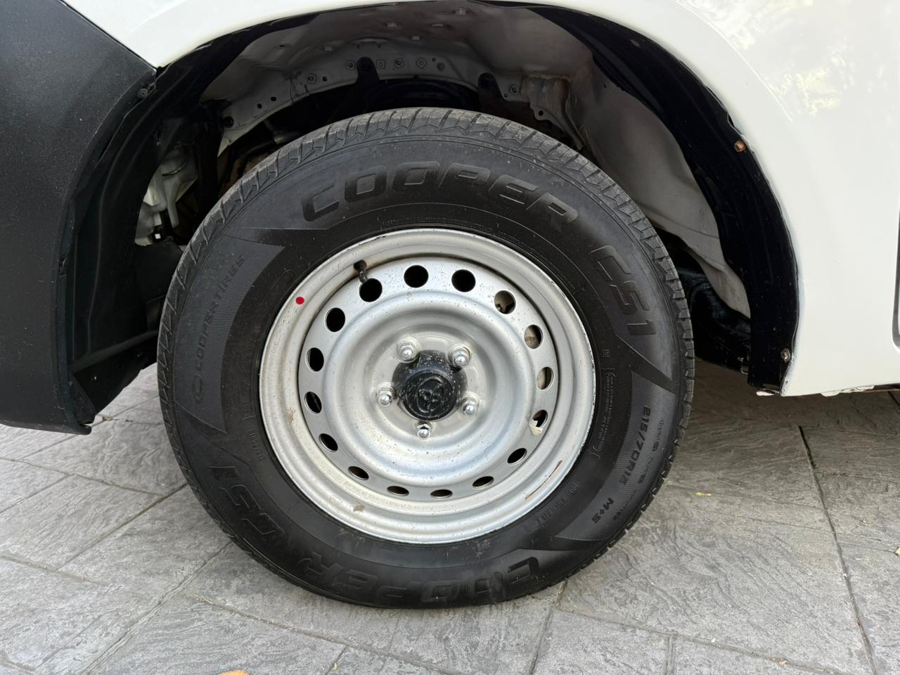 Toyota Hilux ESTACAS 2022