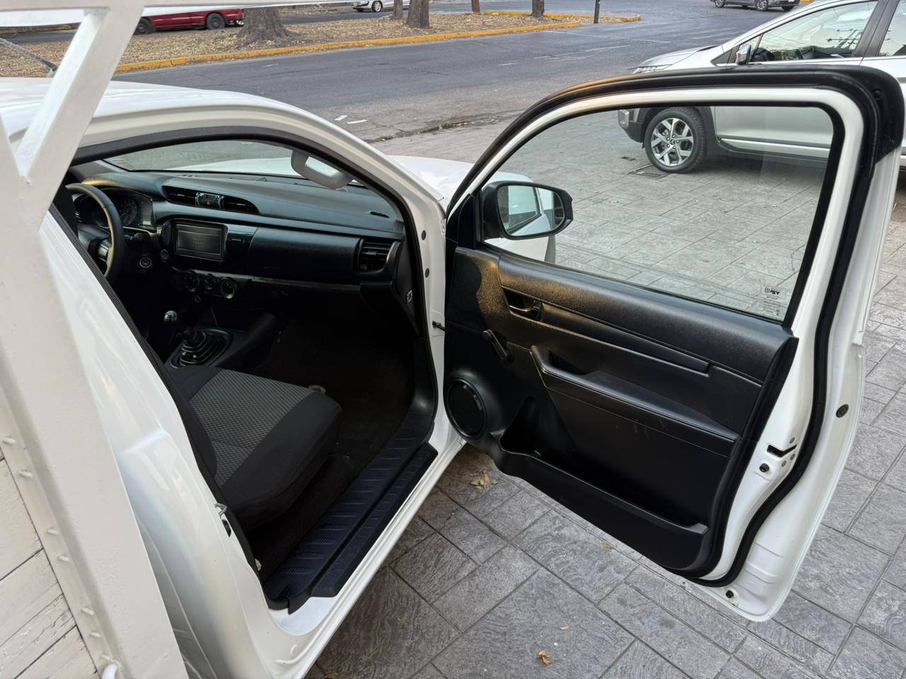 Toyota Hilux ESTACAS 2022