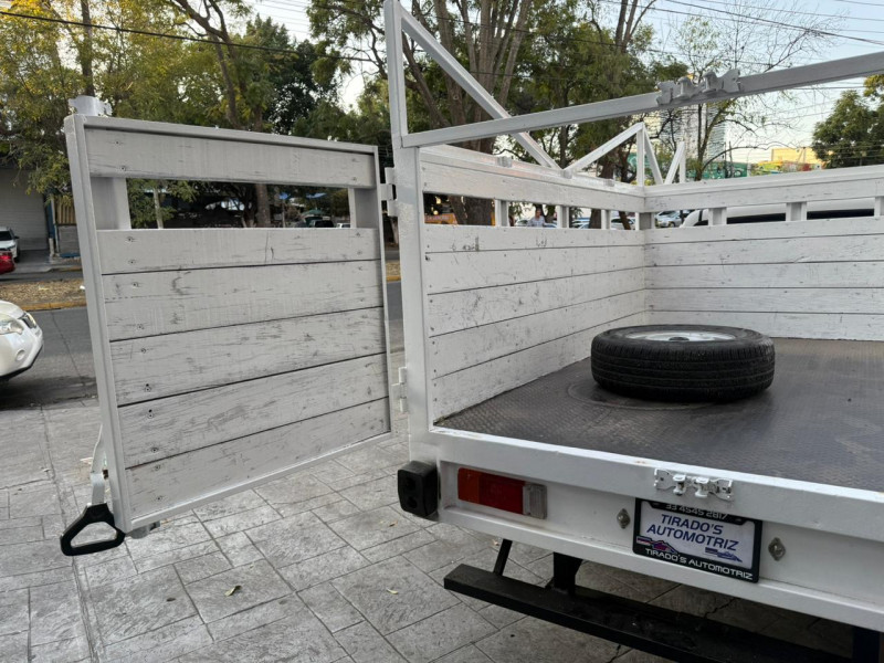 Toyota Hilux ESTACAS 2022