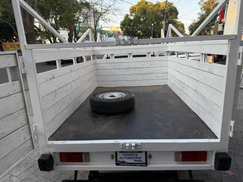 Toyota Hilux ESTACAS 2022