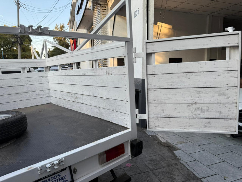 Toyota Hilux ESTACAS 2022