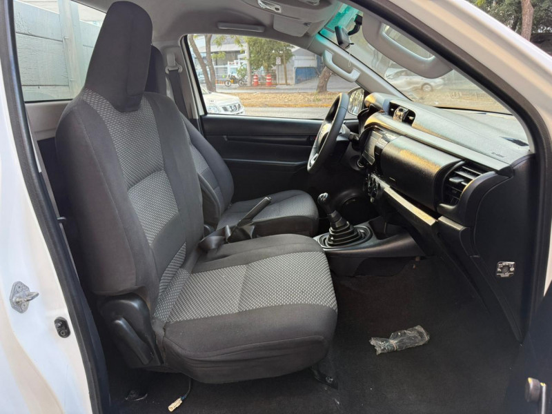 Toyota Hilux ESTACAS 2022