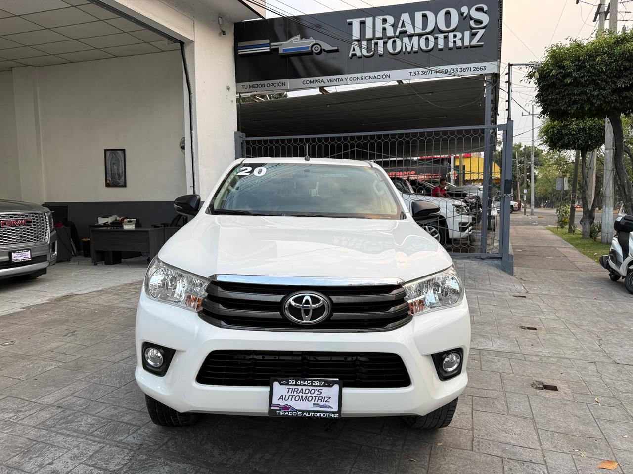 Toyota Hilux sr 2020