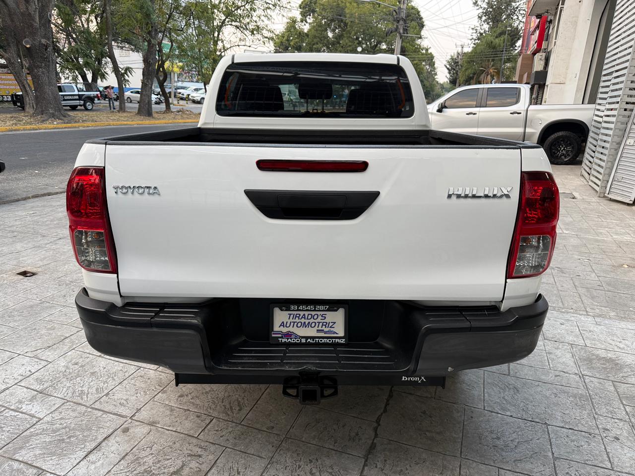 Toyota Hilux sr 2020