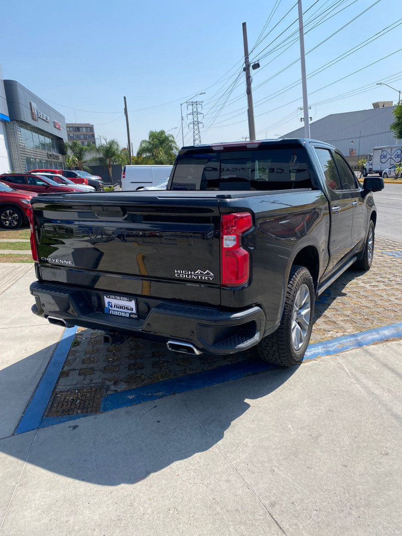 Chevrolet Cheyenne HIGH COUNTRY 2021