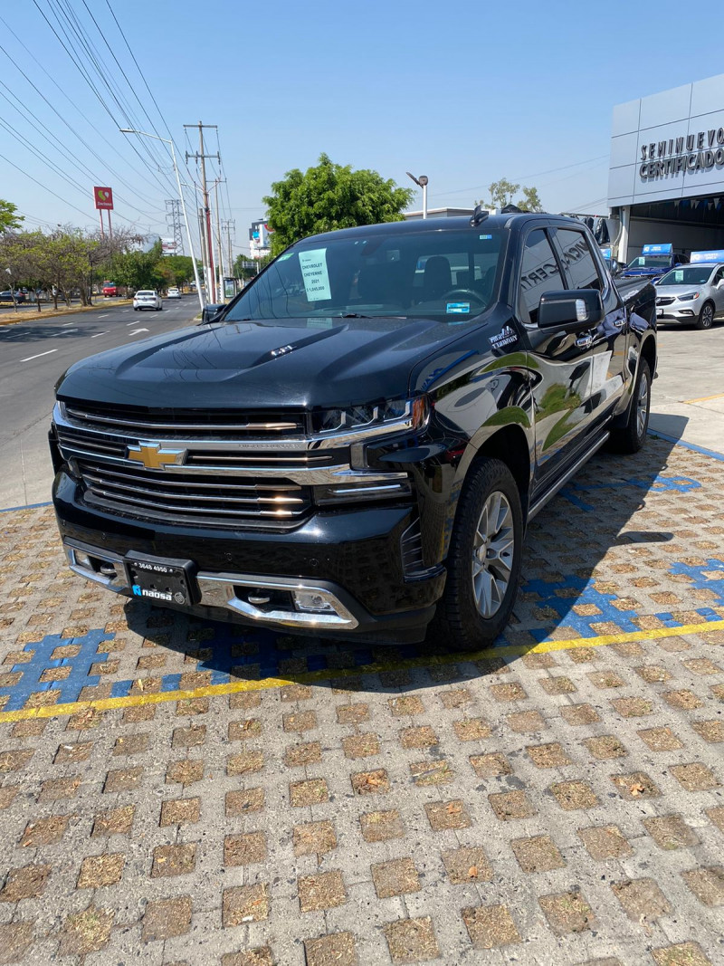 Chevrolet Cheyenne HIGH COUNTRY 2021